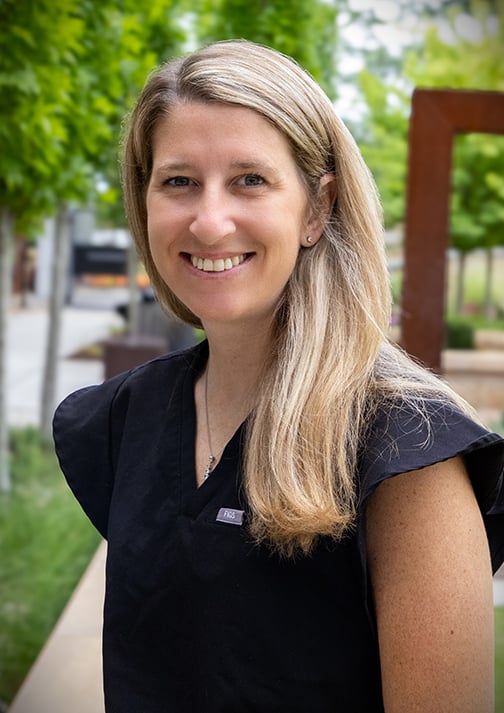 Oncología médica - Kelsey Zaller, enfermera de práctica avanzada certificada (FNP-C)